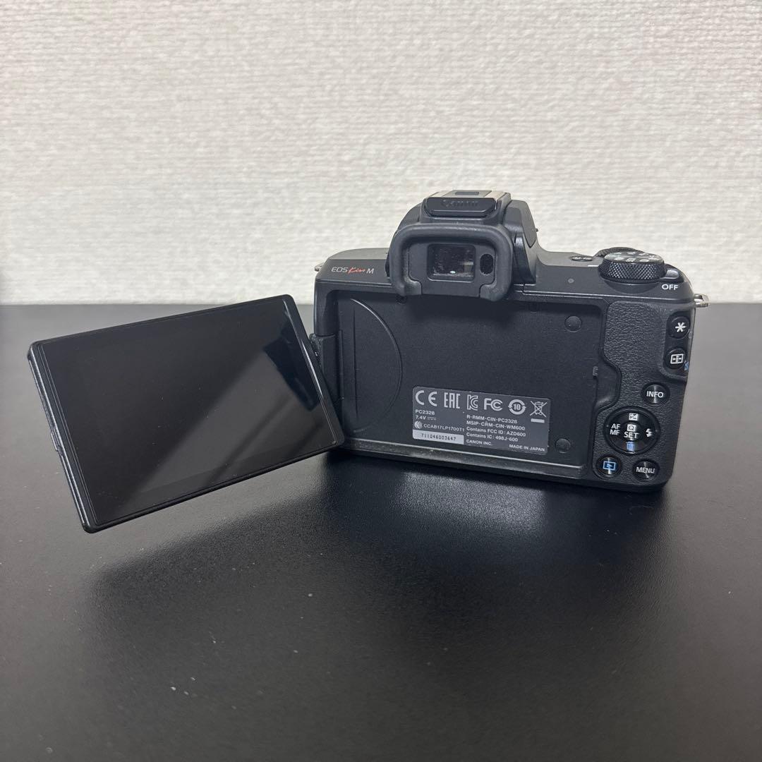 みや【Canon】EOS Kiss M ダブルズームキット