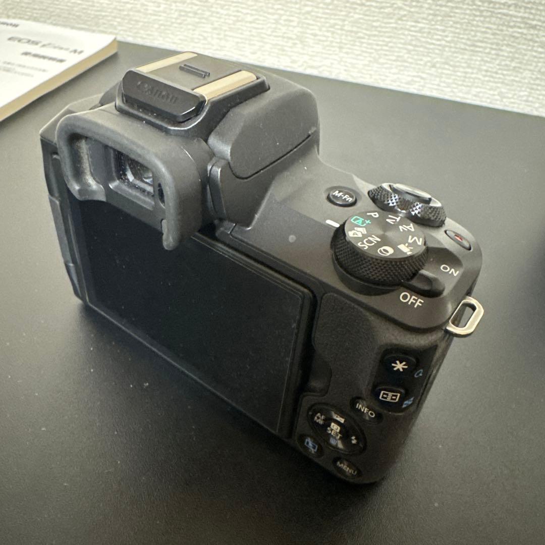 みや【Canon】EOS Kiss M ダブルズームキット