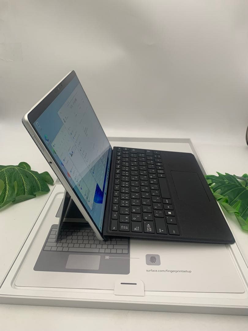 Pro8 core i7- 1185G7 メモリ16GB SSD512GB