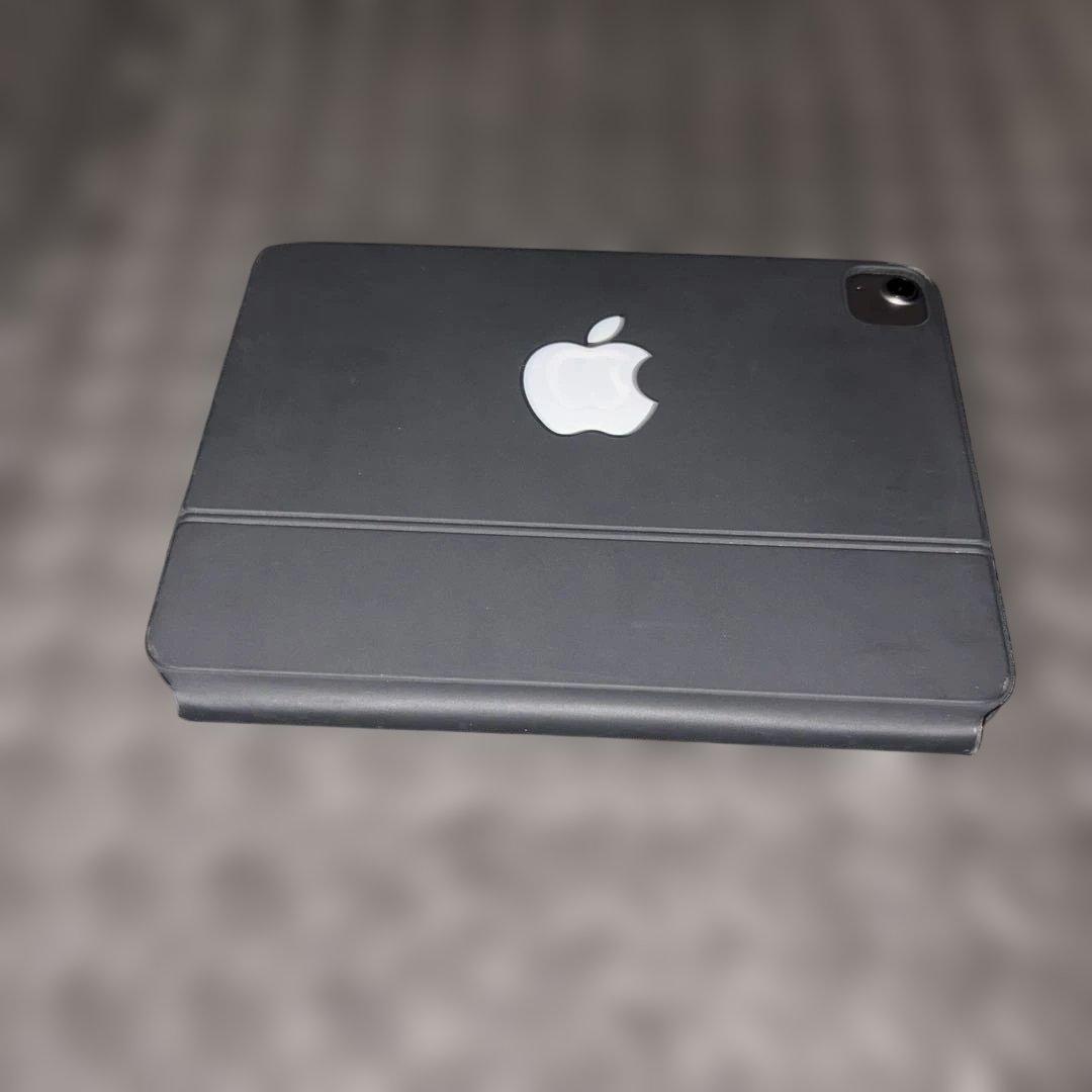 Apple iPad Air 5世代＋マジックキーボード付　 ⭐️ジャンク品扱い⭐️