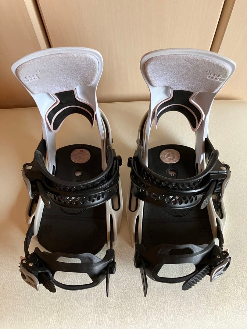 Burton ウィメンズSサイズレクサ X EST® スノーボードバインディング