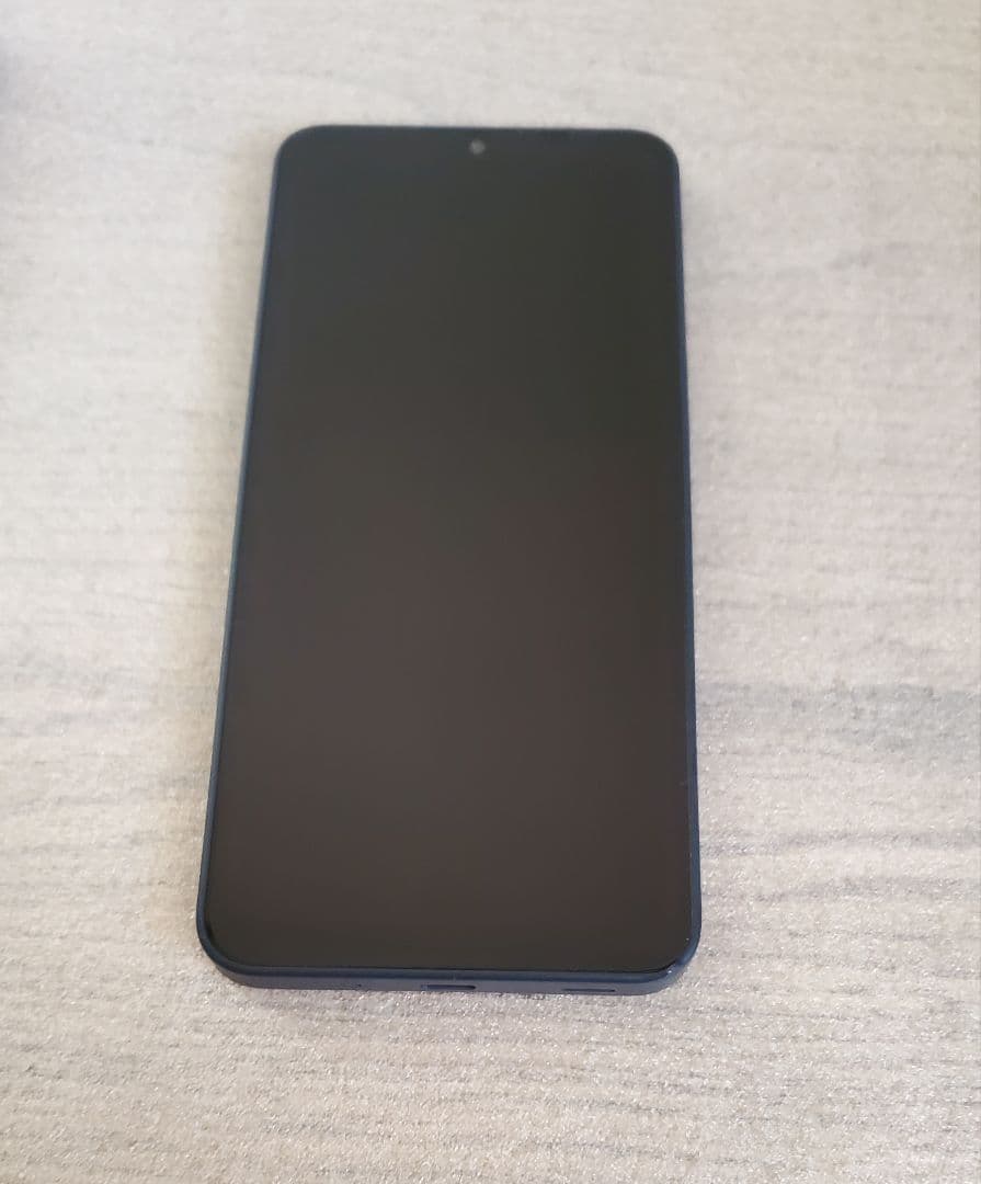 AQUOS wish4 SH-52E ケース付き SIMフリー ブラック ドコモ