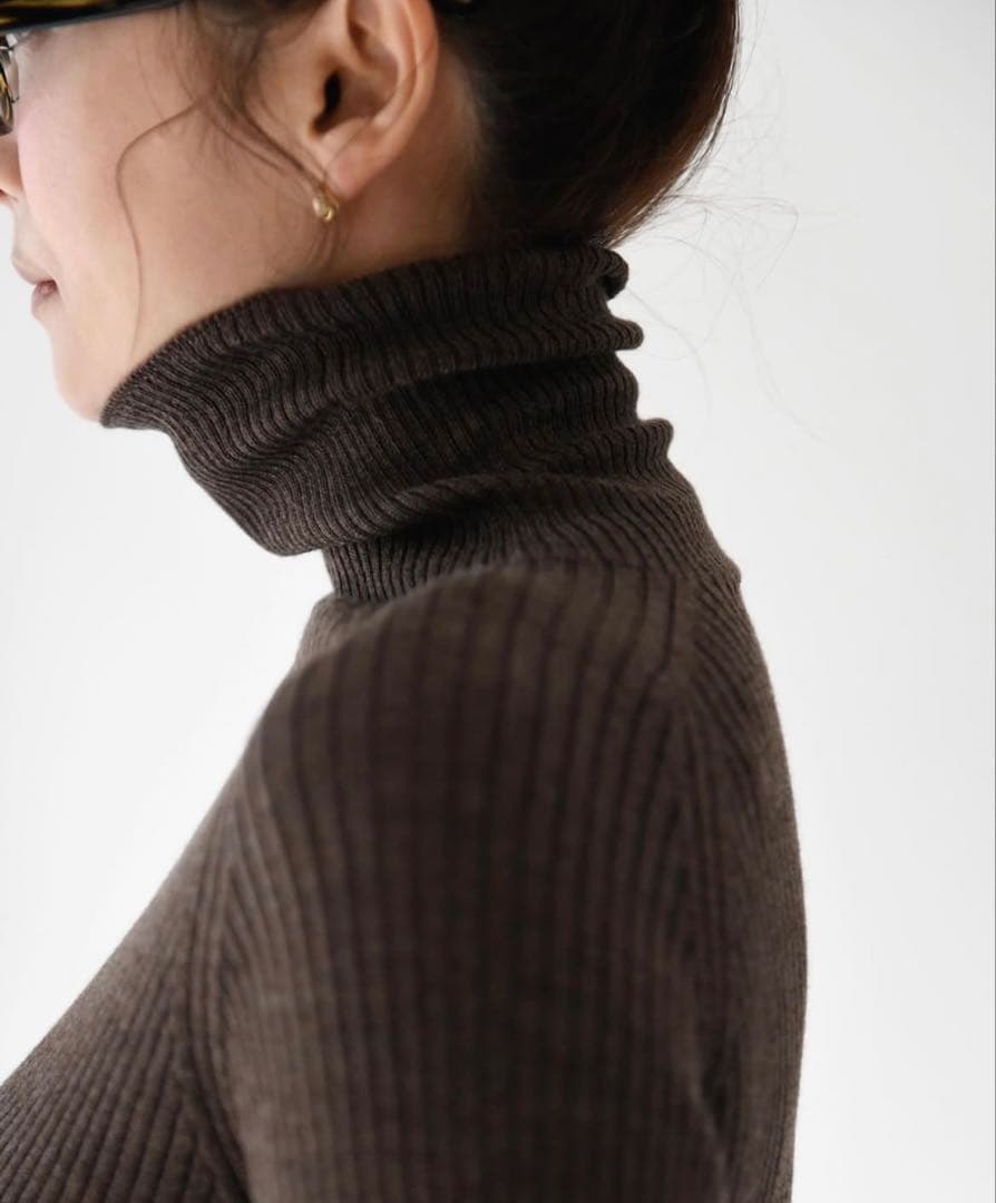 ハグオーワー／ホールガーメントタートルネックセーター