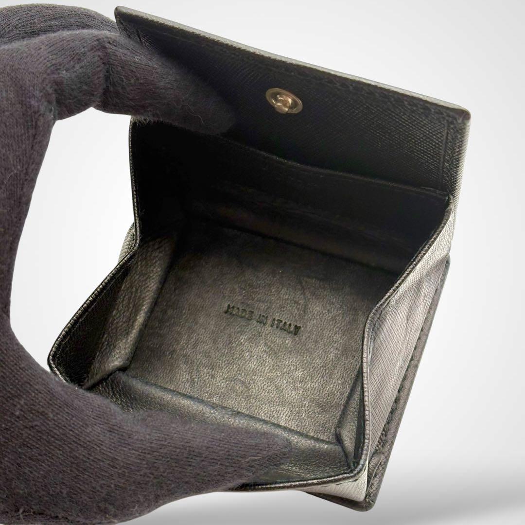 美品✨PRADA プラダ ケース サフィアーノレザー ブラック 三角ロゴ