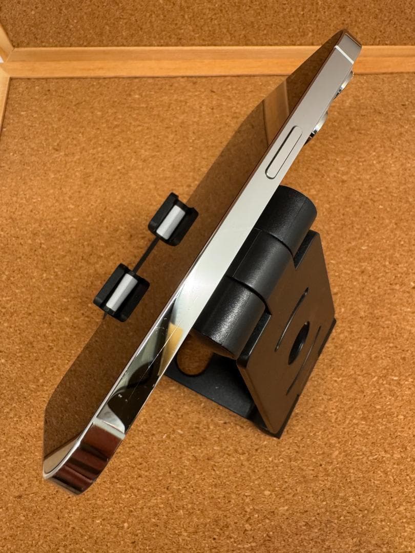 iPhone 14 Pro シルバー 256 GB バッテリー100%