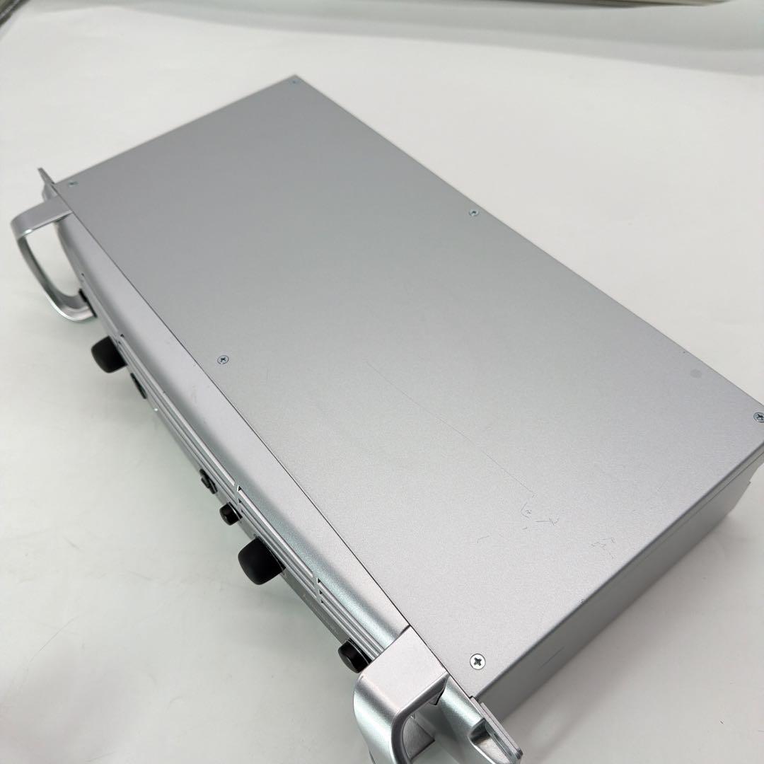 Behringer iNUKE nu1000dsp パワーアンプ