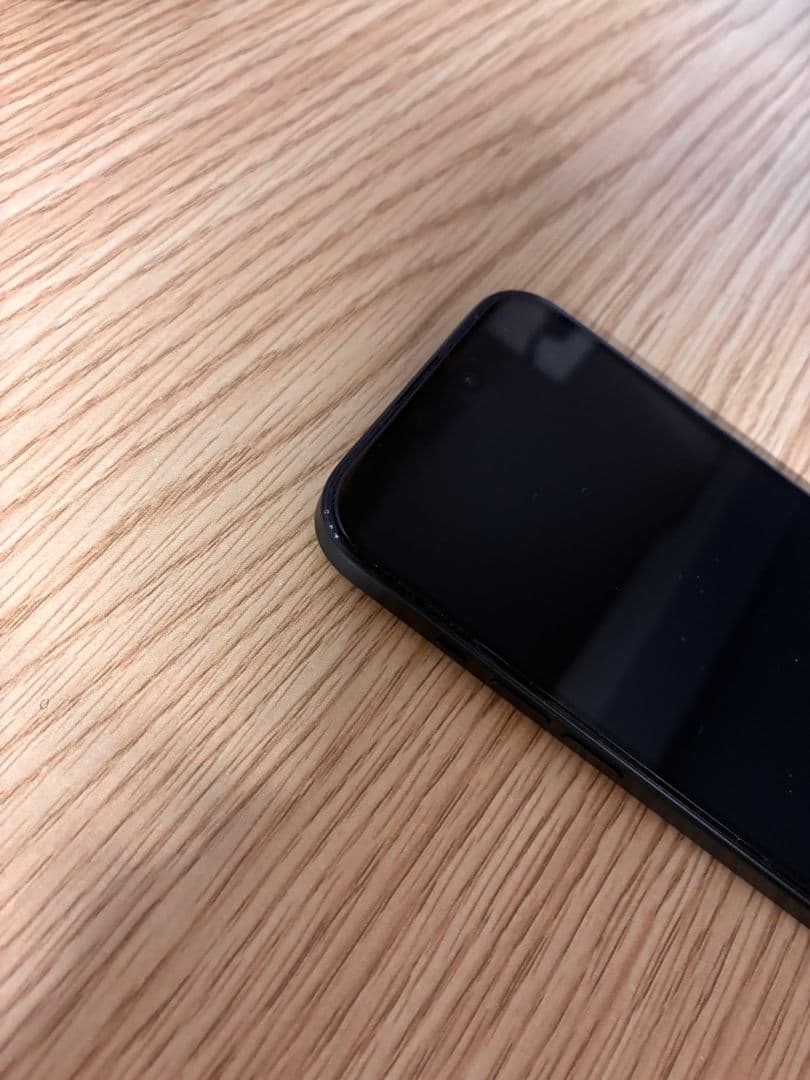 iPhone 15 ブラック 本体 充電ケーブル付属