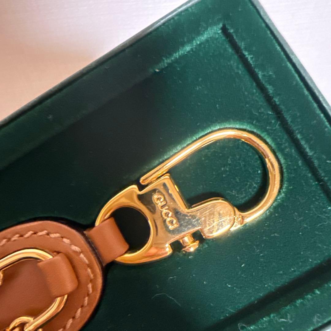 GUCCI レザーキーホルダー 2個セット