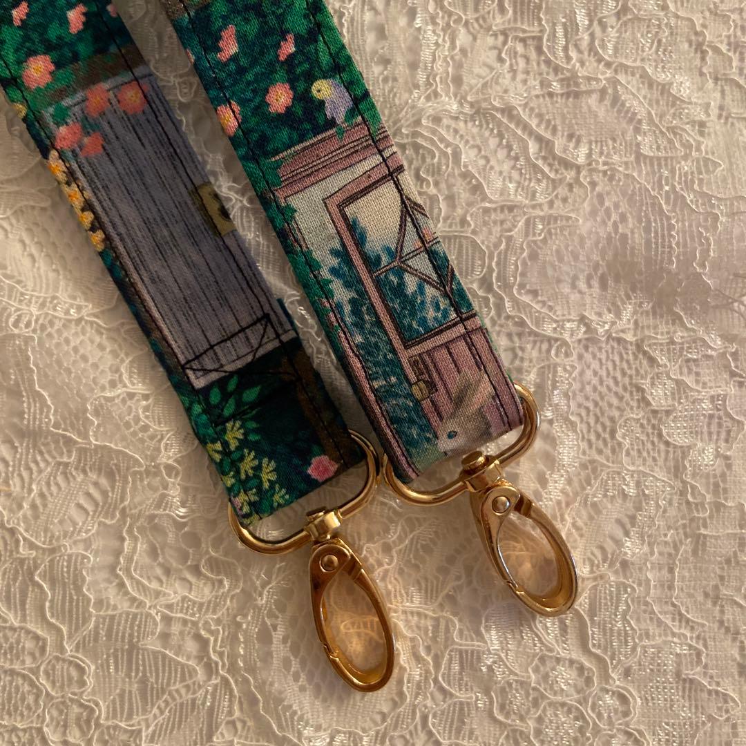 トートバッグ　A4サイズ