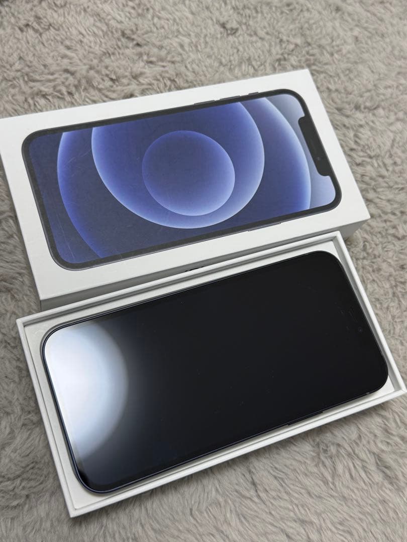 Apple iPhone 12 ブラック 本体