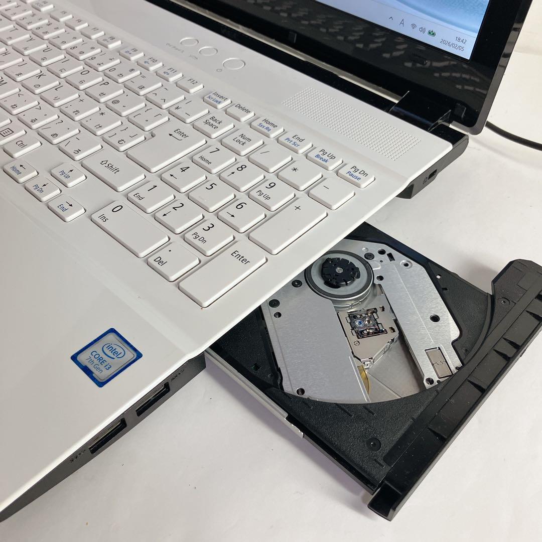 LAVIE Win11/Core i3-7100U 1TB/8GB　マウスつき