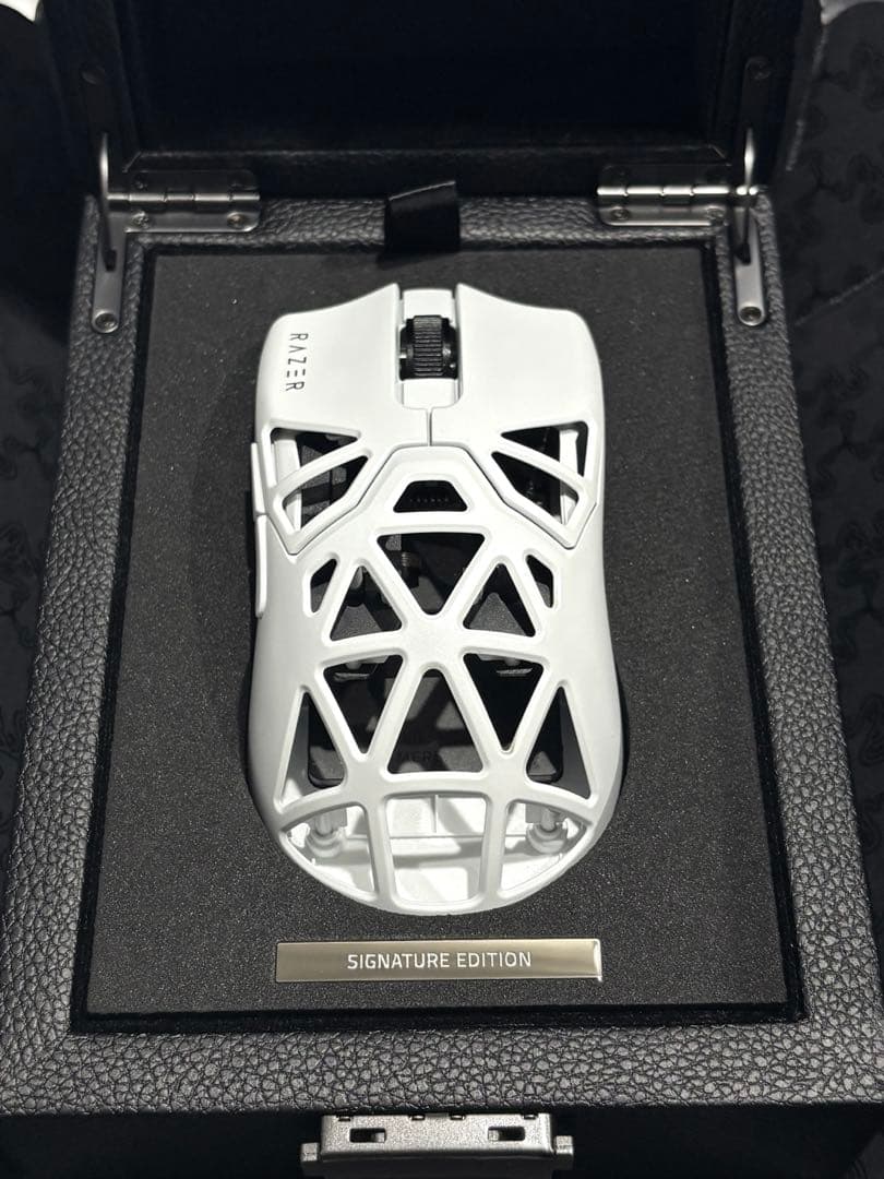 RAZER viper mini SignatureEdition （ホワイト）