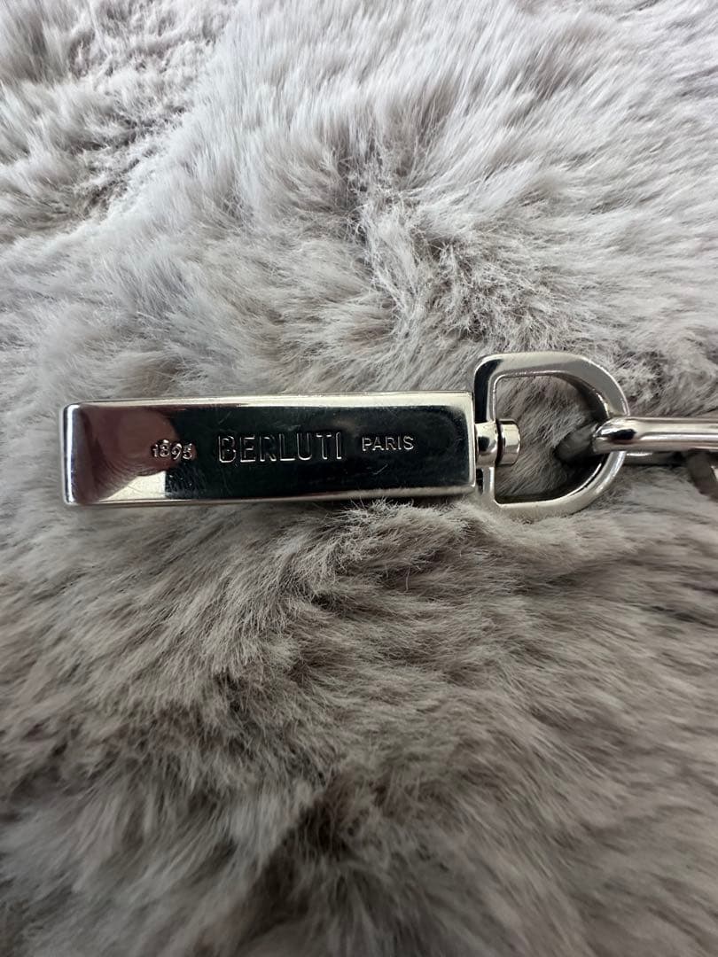 最終値下げ　Berluti　ベルルッティ　Bロゴ　バッグチャーム　キーホルダー