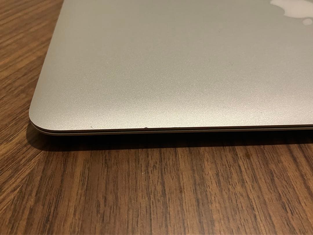 MacBook Air 2015 13インチ 8GB/250GB