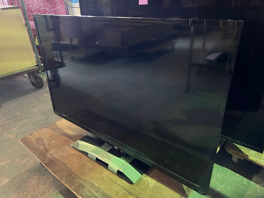 2013年式 39インチ TOSHIBA 液晶テレビ 39S7
