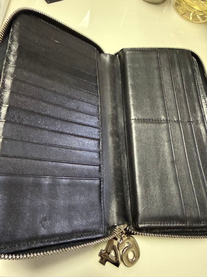 muta ムータ ラウンドファスナー 長財布 エイ革 スティングレイ