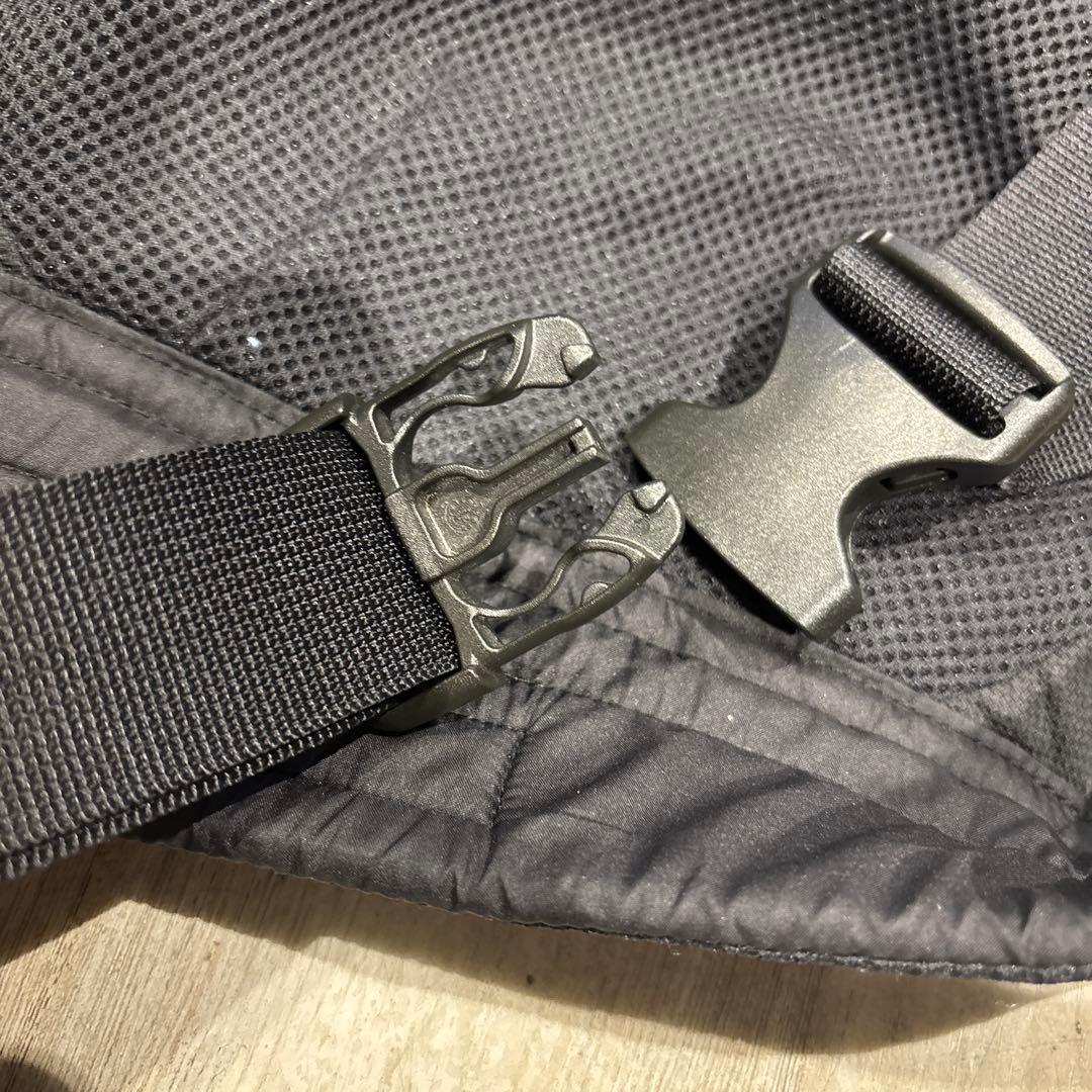 ノースフェイス 抱っこ紐 ブラック NMB82150 ブラック