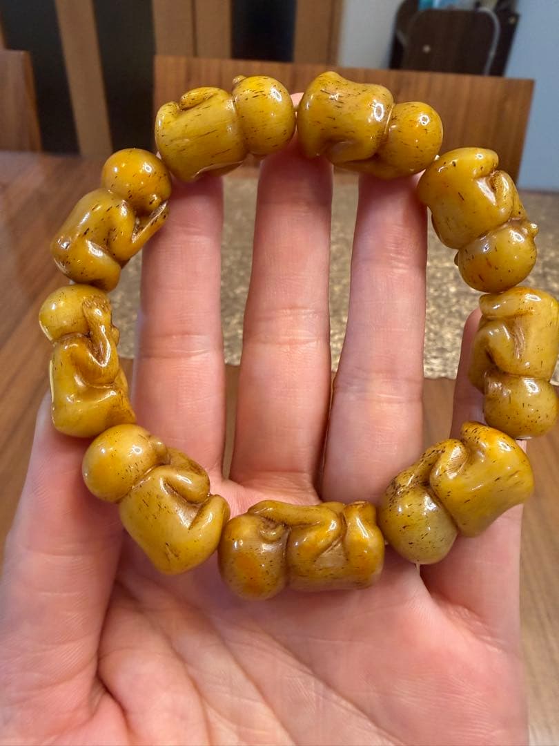 V-1065-2 文玩　天然ラクダ骨　猿彫り　ブレスレット　開運　お守り　魔除け