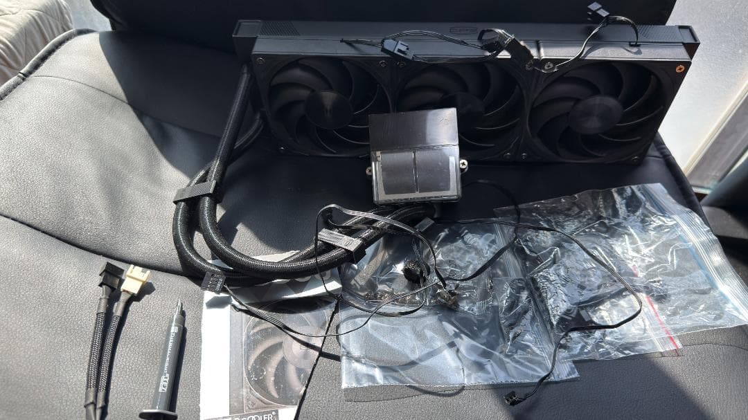 PCCOOLER CPS DS360 水冷クーラー 3ファン付き