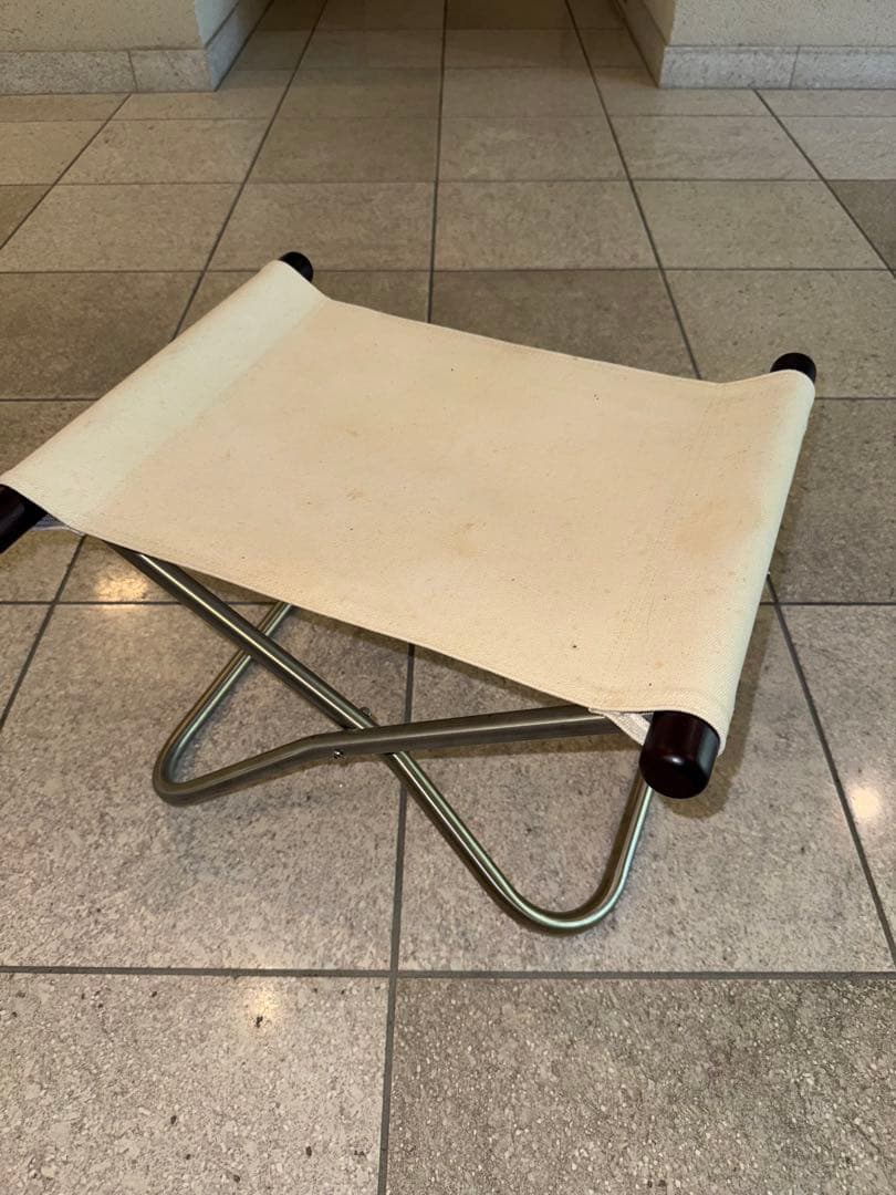 Nychair ニーチェア