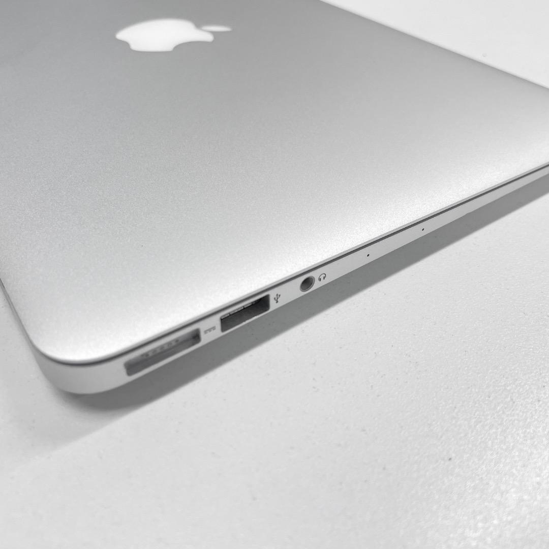 【HDD付き】MacBook Air 11.6インチ Intel Core i5