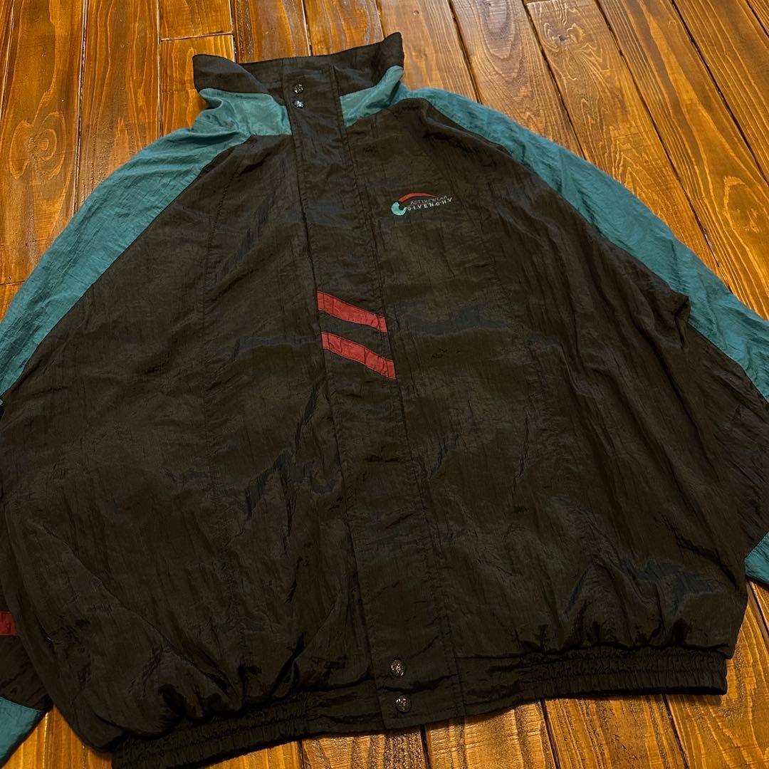 希少！！【GIVENCHY ジバンシィ】アクティブウェア　ナイロンジャケット