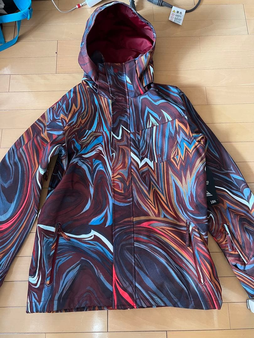 トラビス・ライスモデル　スノーボードウェア　未使用