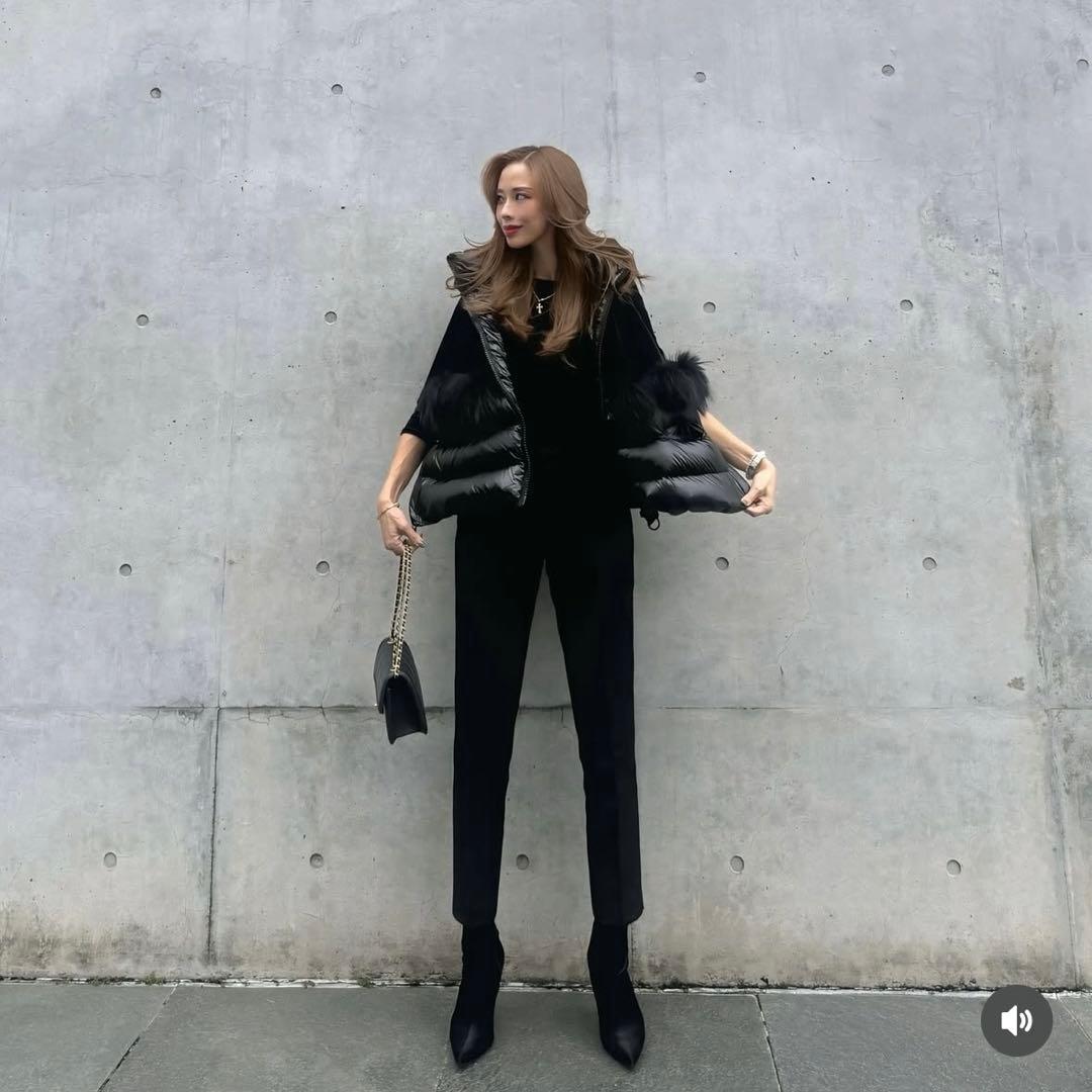 esmok ベルベットファーダウンベスト