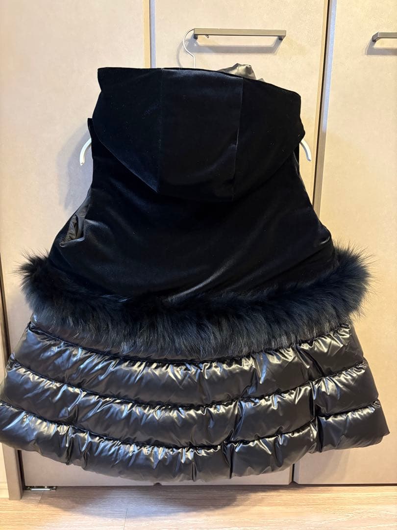 esmok ベルベットファーダウンベスト