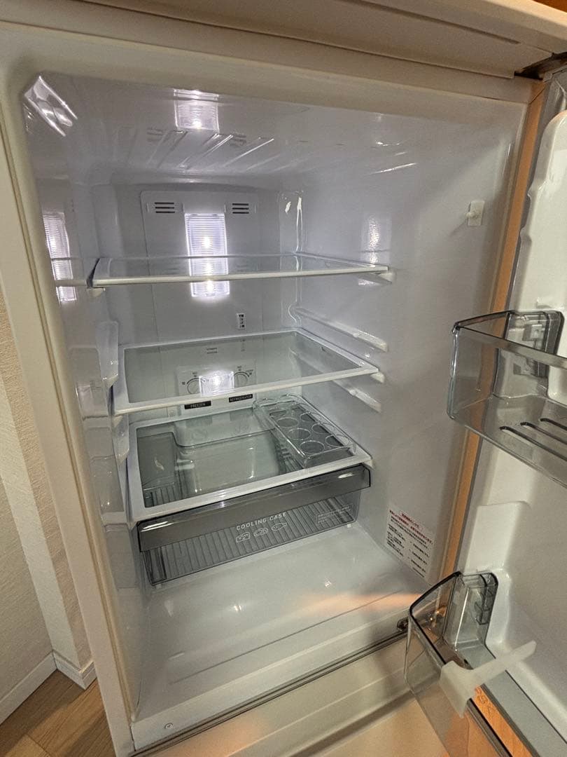 三菱冷凍冷蔵庫　２ドア　単身用