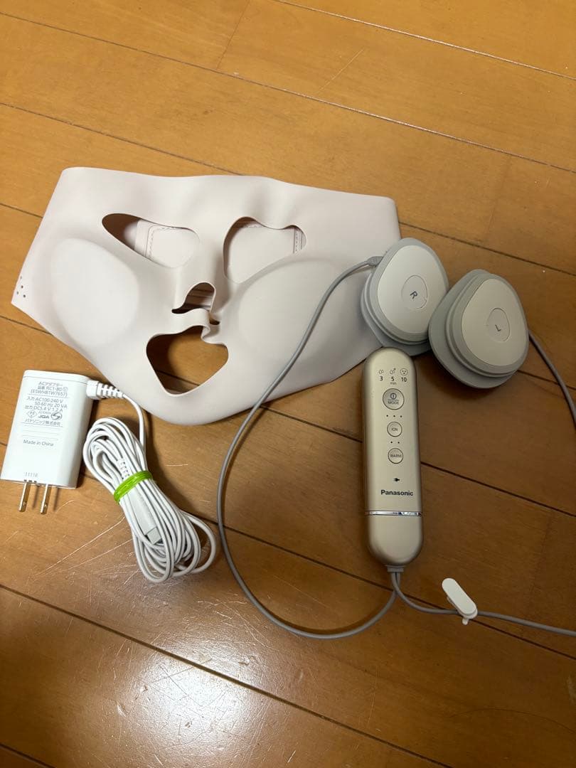 パナソニック マスク型イオン美顔器 イオンブースト EH-SM50-N