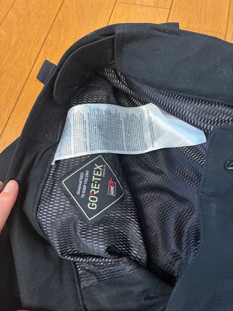 VOLCOM GORE-TEX スノーボードパンツ S ブラック