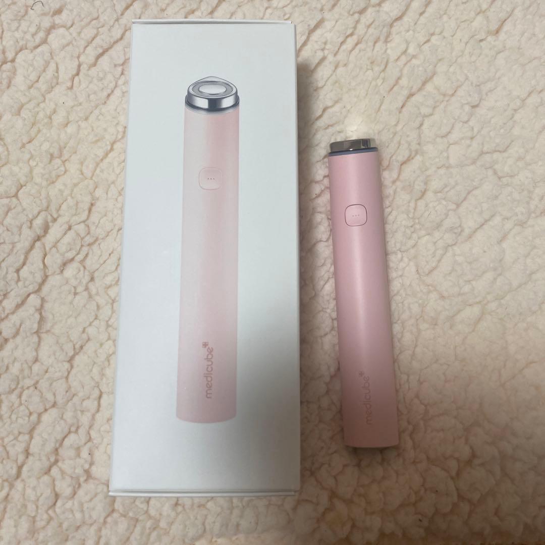 メディキューブ　美顔器　ミニ　ブースター