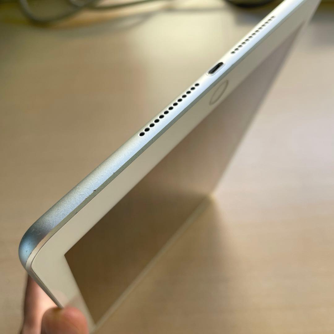 iPad 第6世代　A1893　Wi-Fiモデル　シルバー　32GB #6