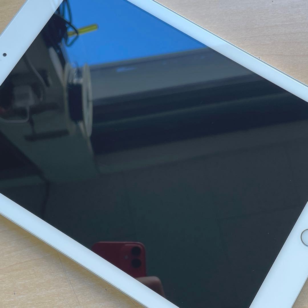 iPad 第6世代　A1893　Wi-Fiモデル　シルバー　32GB #6