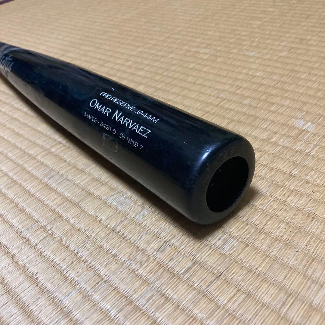 MLBホームラン実使用バット 及び，ヤンキーススタントン選手実使用キャップ