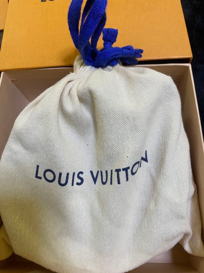Louis Vuitton ホワイトレザーベルト 85/34 リバーシブル