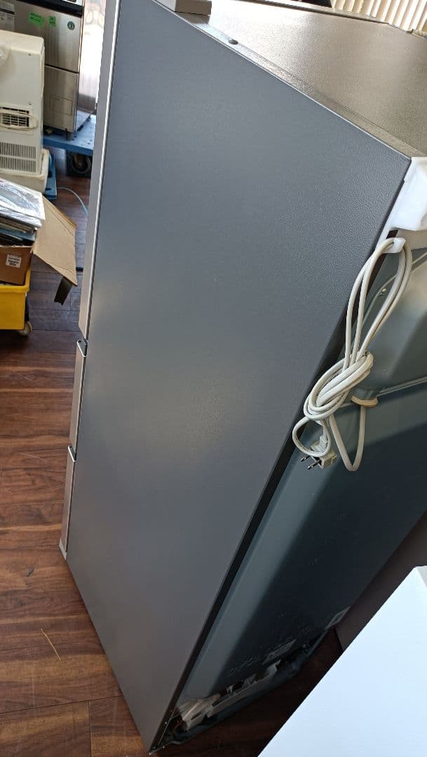 HITACHI R-27NV 冷蔵庫 265L　2021年　設置込み