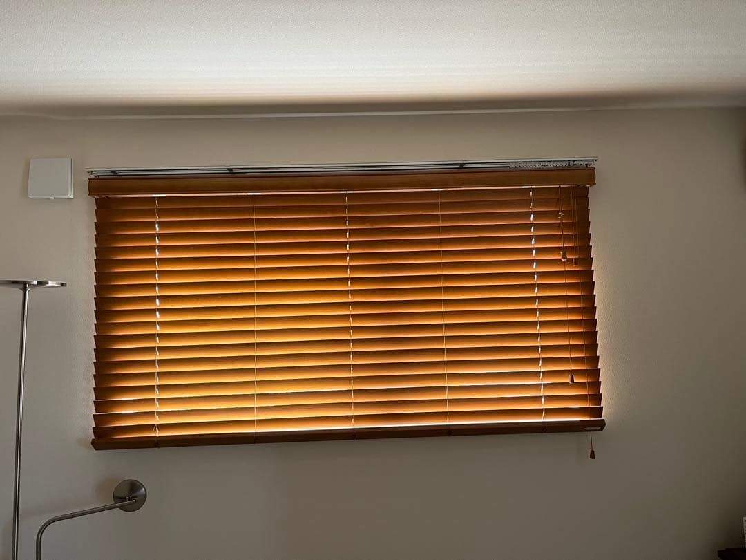 送料込！大特価！早い者勝ち！TUISS DECOR 木製ブラインド 調光機能付