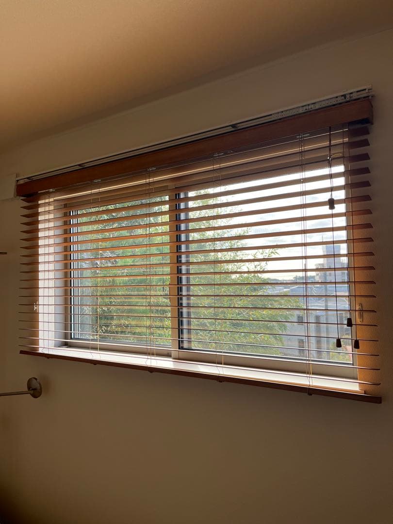 送料込！大特価！早い者勝ち！TUISS DECOR 木製ブラインド 調光機能付