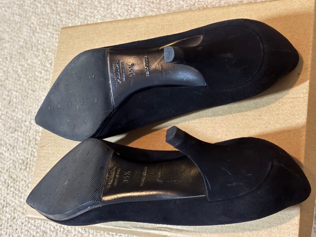 PRADA ブラック スエード ハイヒール