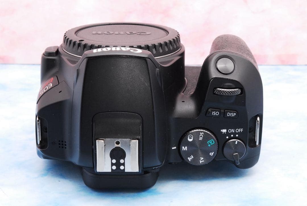 Canon Kiss X10☆一眼レフカメラ☆単焦点＆標準＆超望遠☆バッグ付