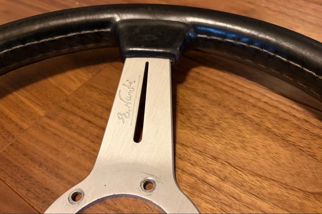 NARDI ナルディ ブラックレザーステアリング 33パイ　33cm