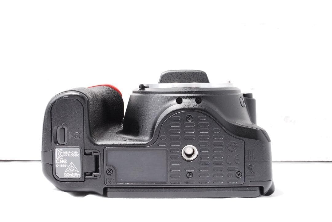 Wi-Fi搭載✨高画質一眼 Nikon D5600 動作◎ 人気 軽量 即使用可