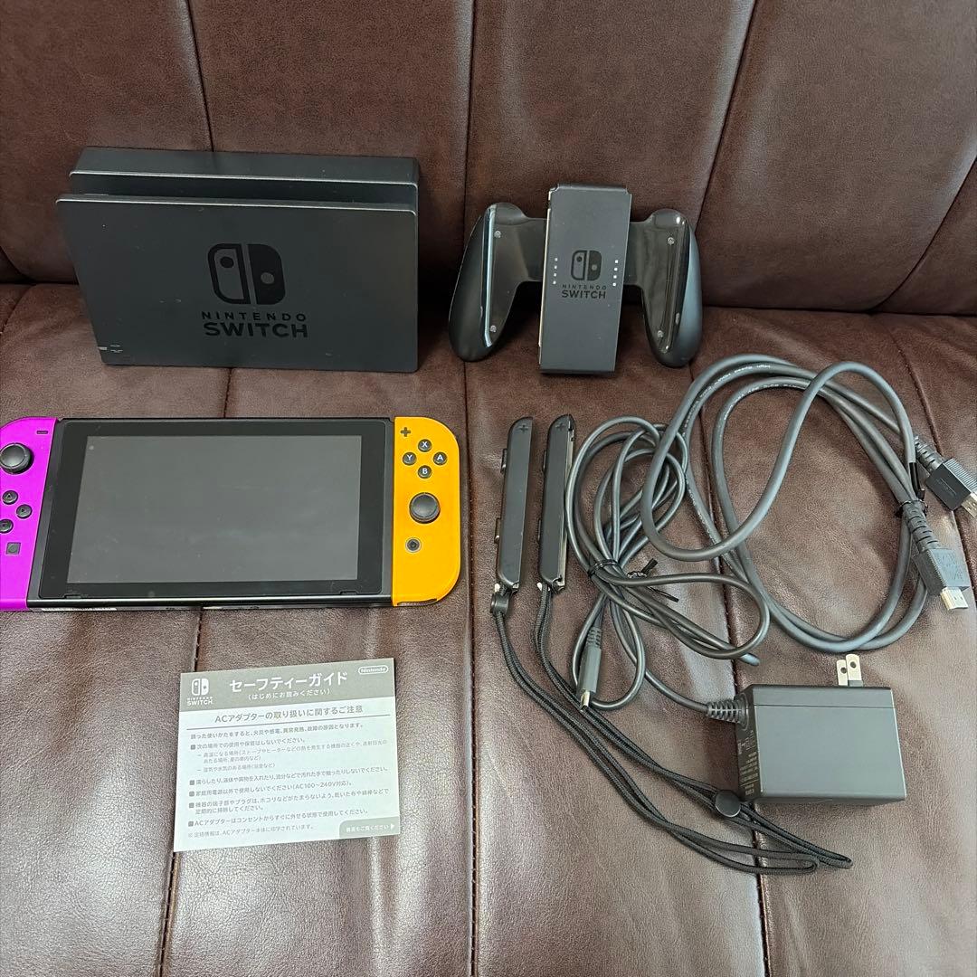 Nintendo Switch 本体　付属品全てあり
