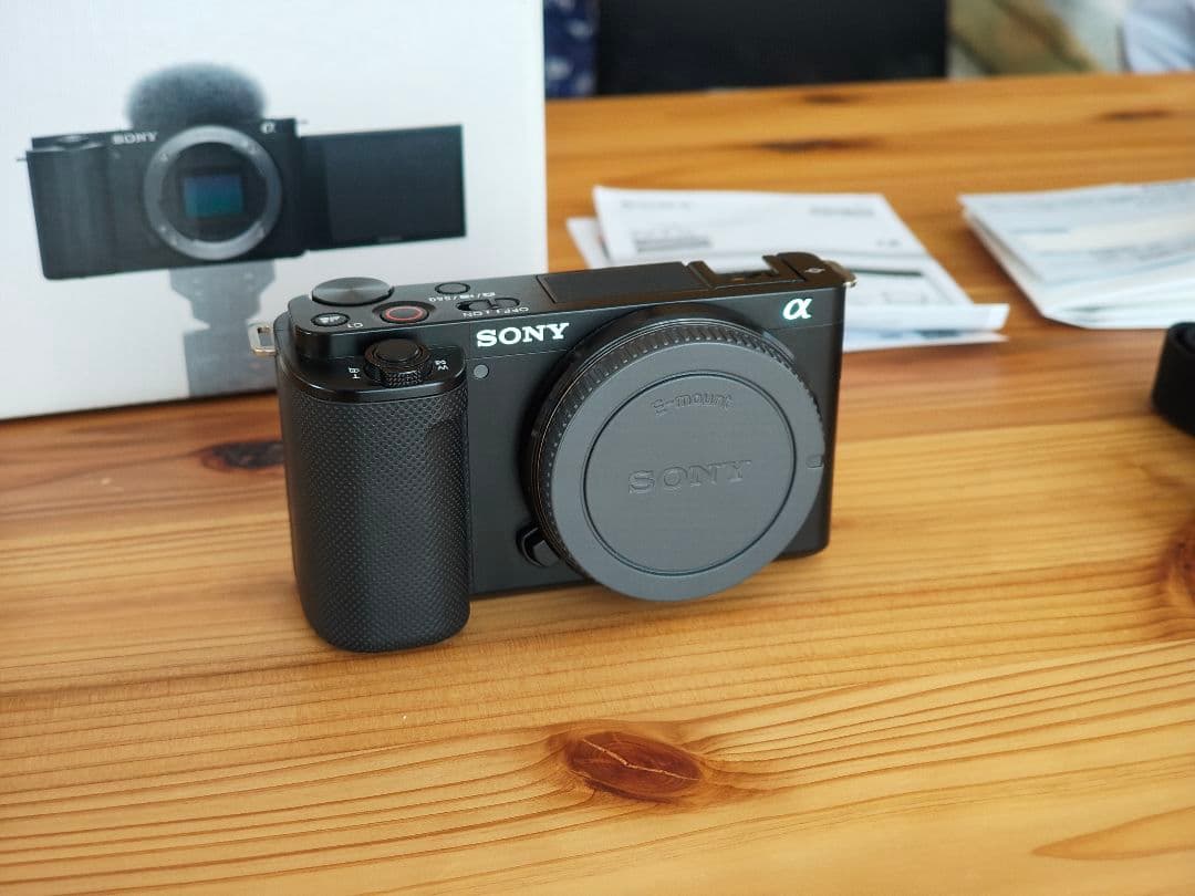 ソニー ZV-E10 ミラーレス ボディのみ + ダミーバッテリーAC-PW20
