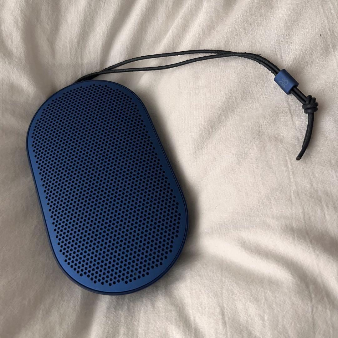 ワイヤレスポータブルスピーカー BeoPlay P2 ブルー