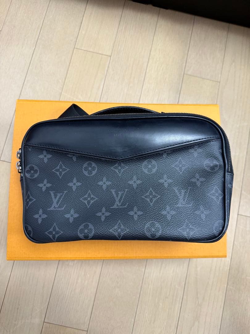 美品 ルイヴィトン モノグラム エクリプス バムバッグ ボディバッグ 黒