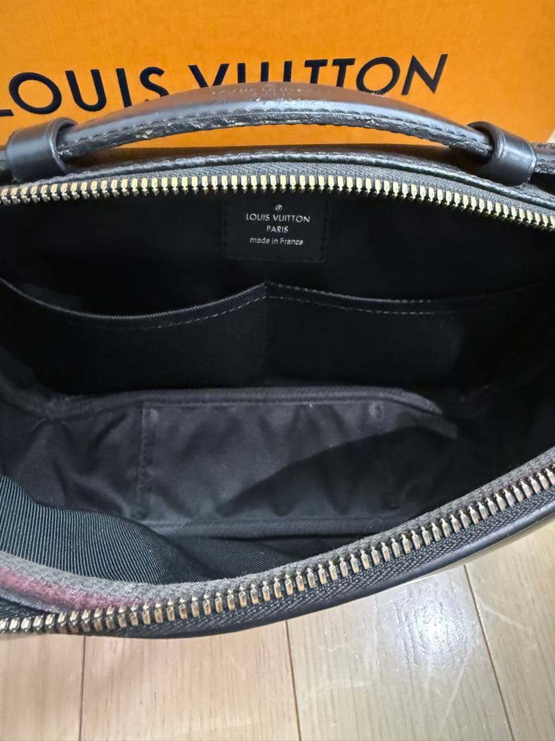 美品 ルイヴィトン モノグラム エクリプス バムバッグ ボディバッグ 黒