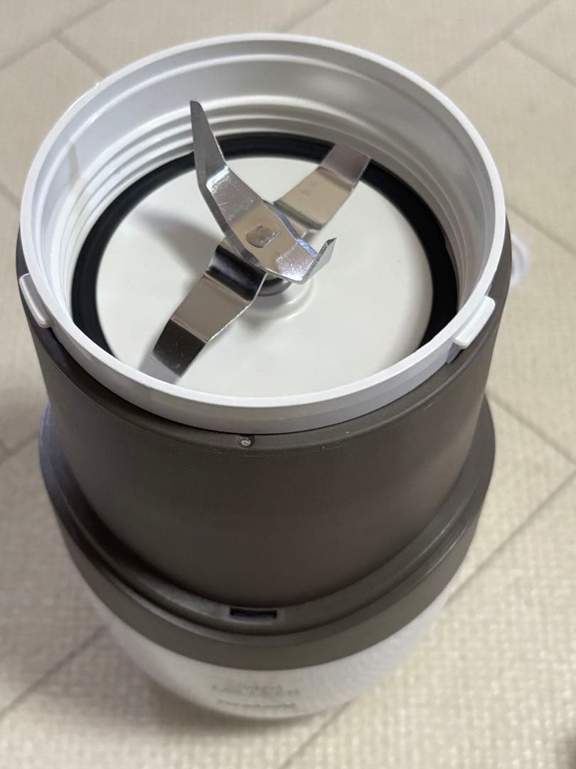 [美品]岩谷産業 イワタニ　IFM-S30G サイレントミルサー